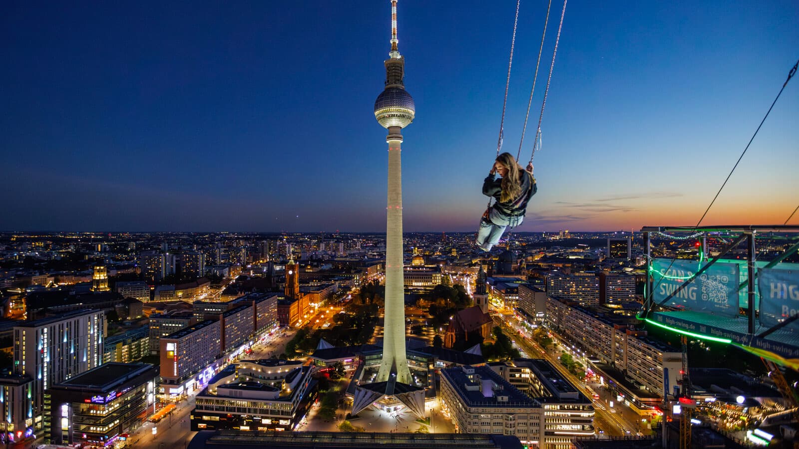 Berlin City Trip with Evening Sightseeing Bus Tour foto 3