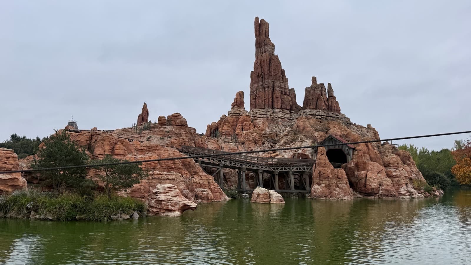 Disneyland® Paris – 1 day admission to Disneyland® Park & ​​Walt Disney Studios® with Hotel foto 3
