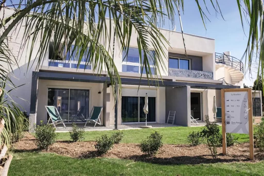 South of France Family Holiday (2 adults + 2 children) foto 2
