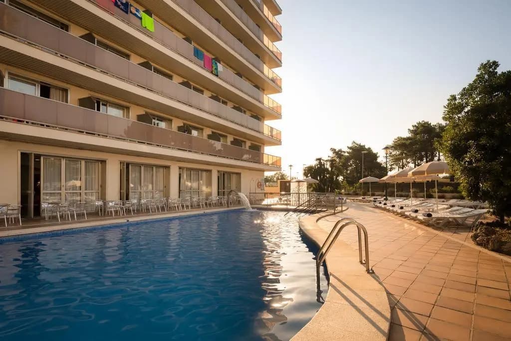 Northern Spain Family Holiday (2 adults + 2 children) foto 2