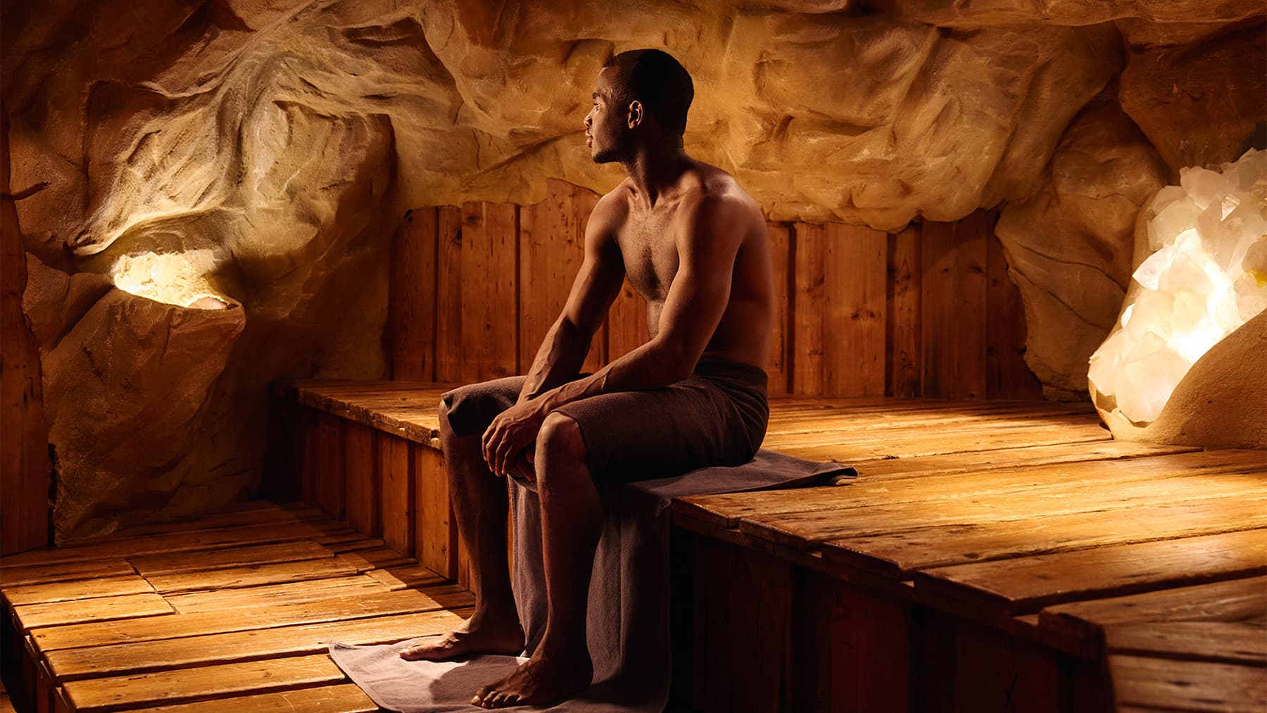 Wellness Voucher Elysium | Dagkaart + overnachting met ontbijt foto 1